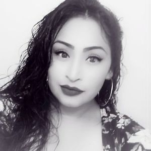 Meet your Posher, Angie